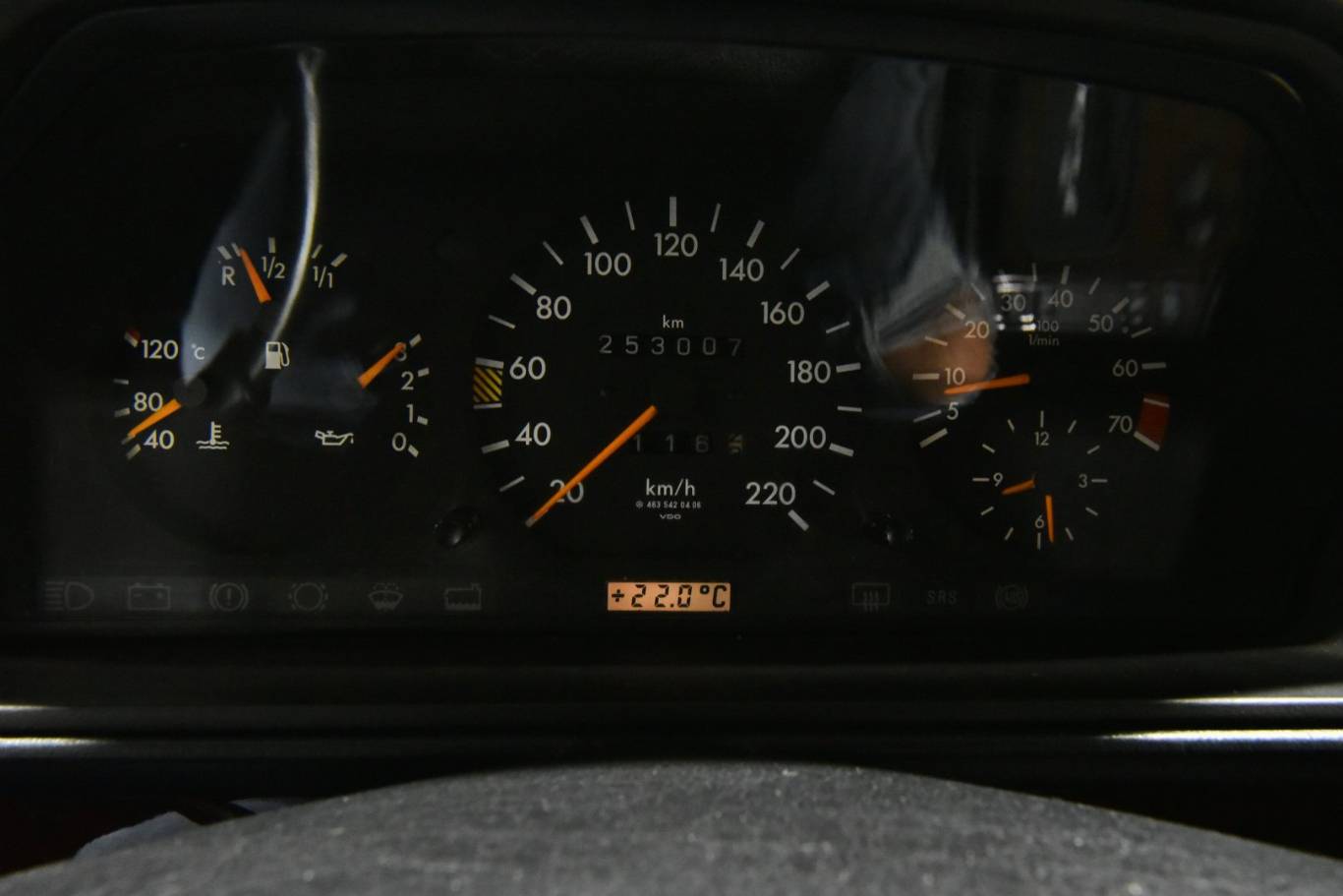 MERCEDES-BENZ G 320 25