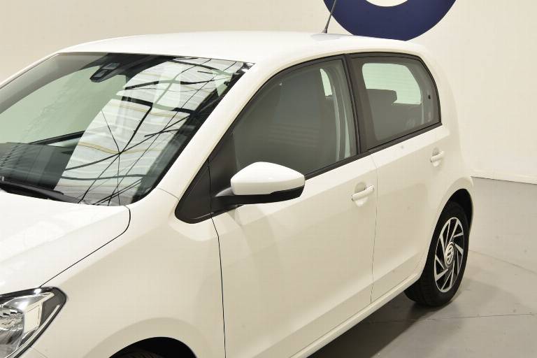 VOLKSWAGEN Up! 39