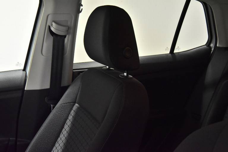 VOLKSWAGEN T-Cross 20