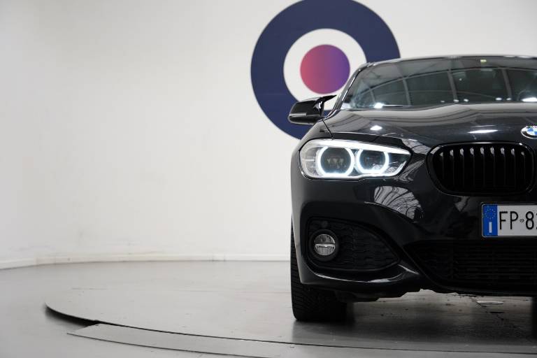 BMW 118 49