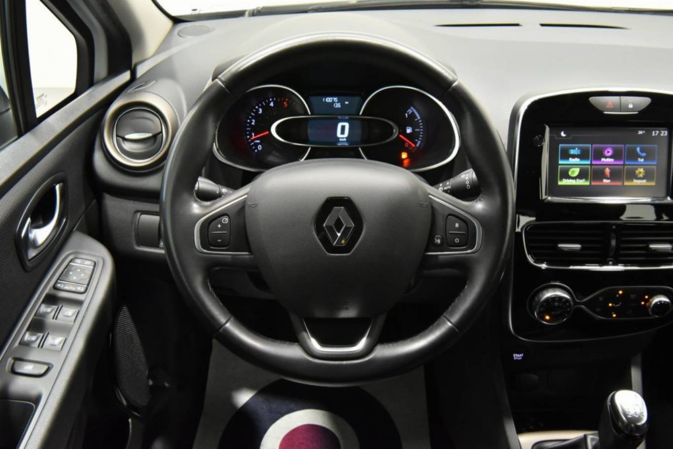 RENAULT Clio 22
