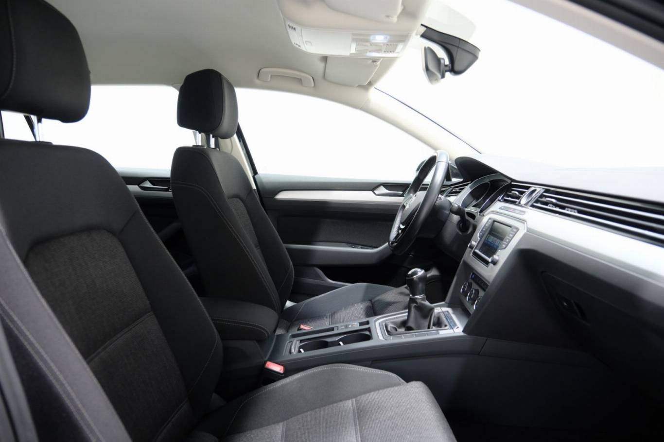 VOLKSWAGEN Passat Variant 60