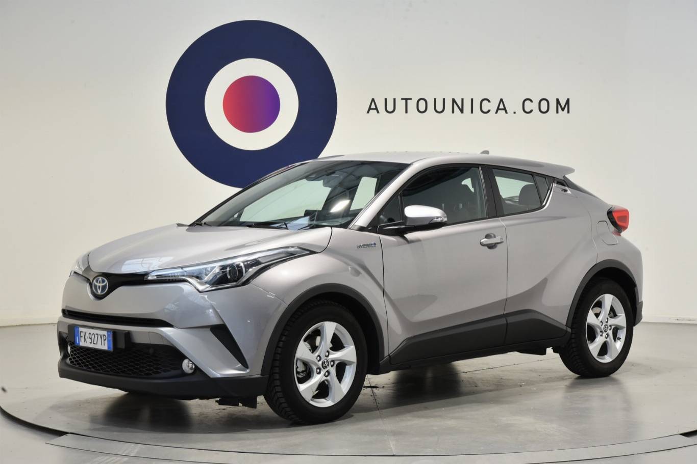 TOYOTA C-HR 1