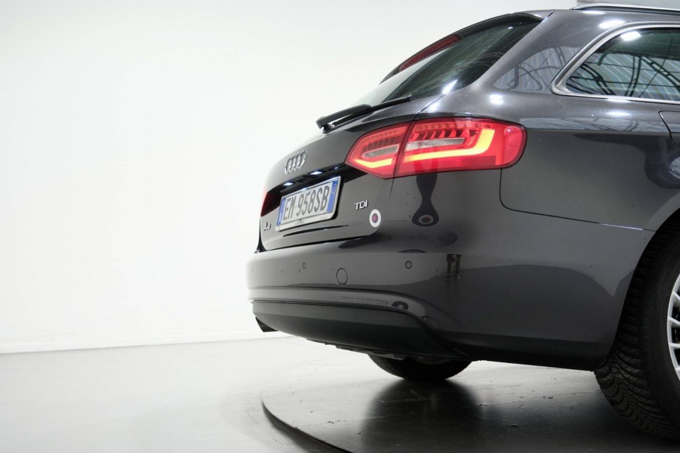 AUDI A4 47