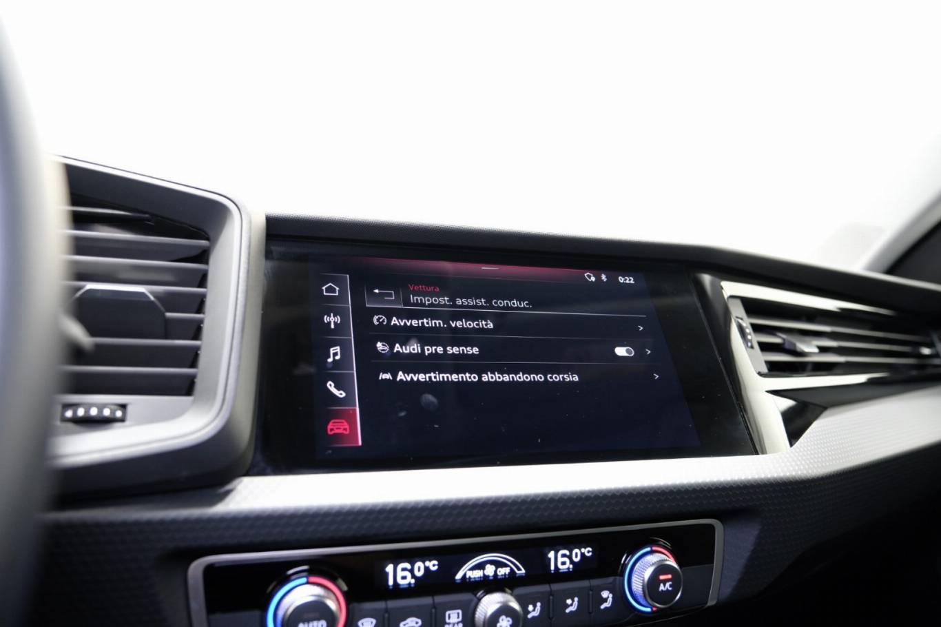 AUDI A1 27