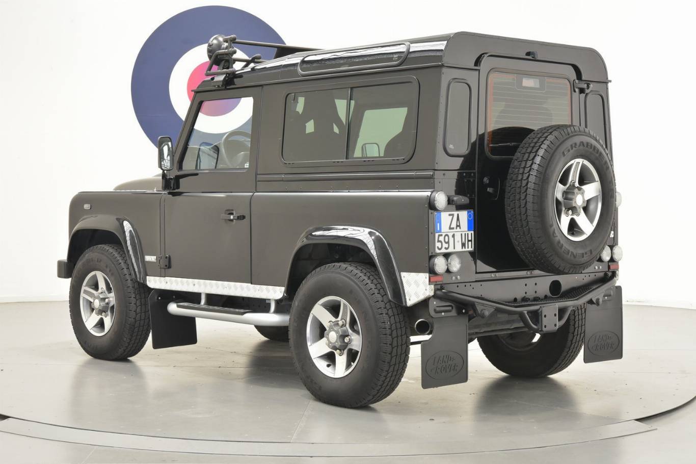 LAND ROVER Defender 2