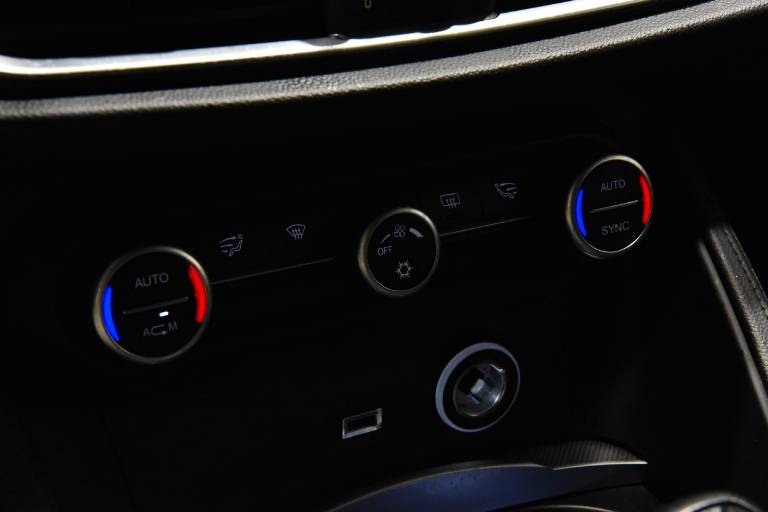 ALFA ROMEO Stelvio 24