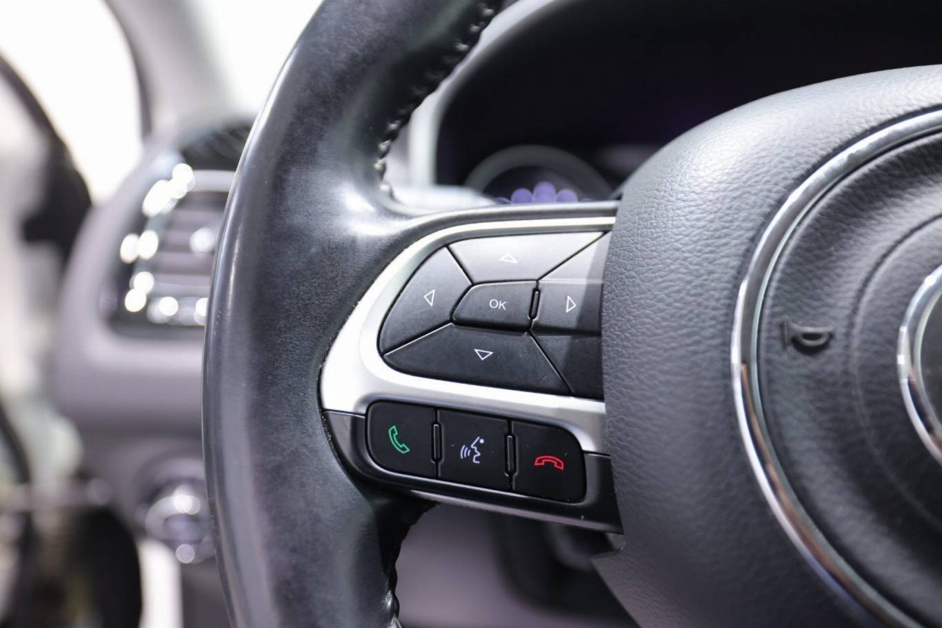 JEEP Compass 21