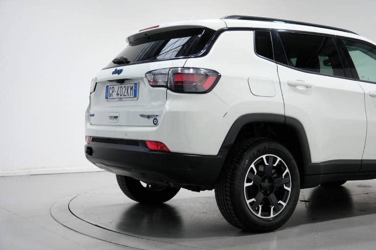 JEEP Compass 55