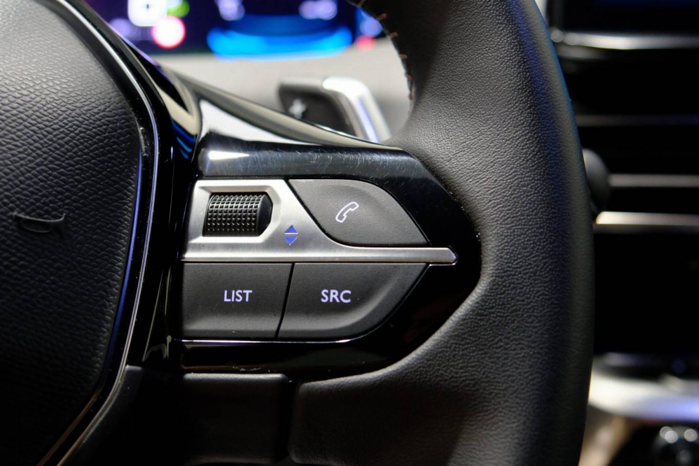 PEUGEOT 3008 18