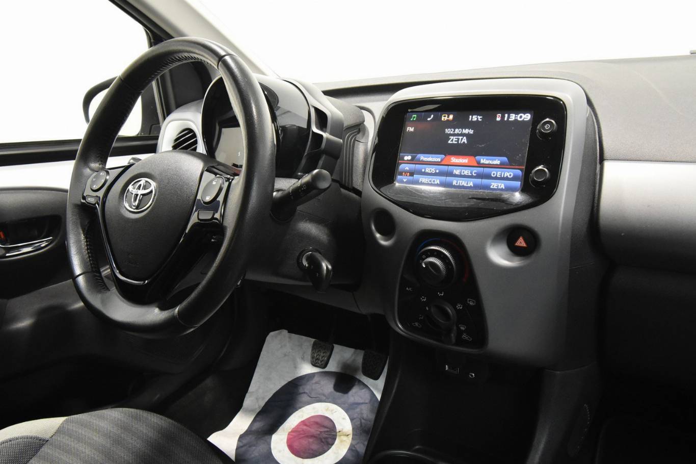 TOYOTA Aygo 28