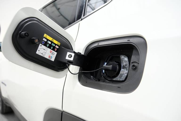 JEEP Compass 66