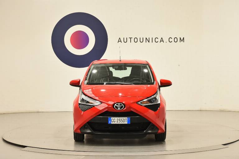 TOYOTA Aygo 5