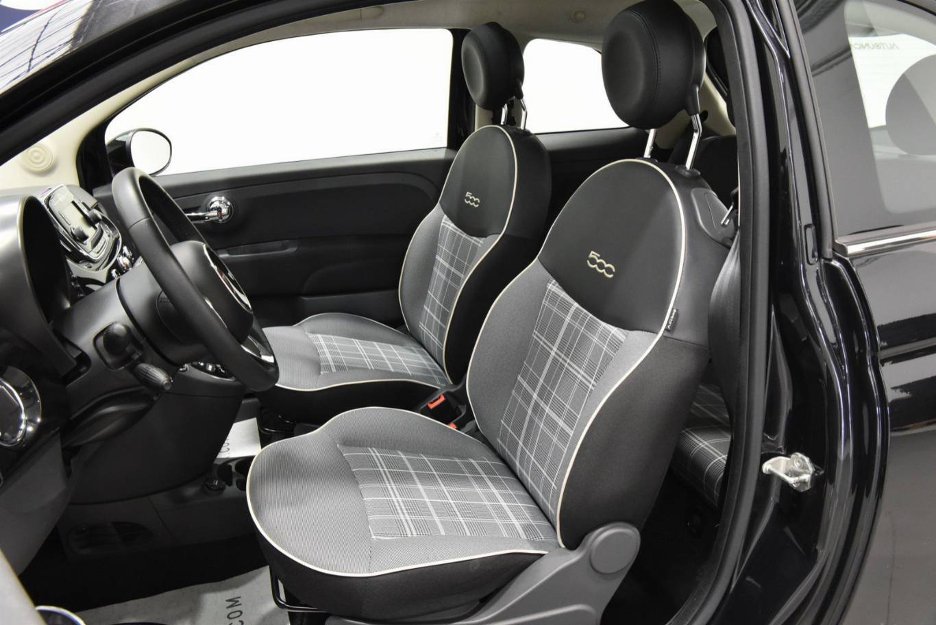 FIAT 500 4