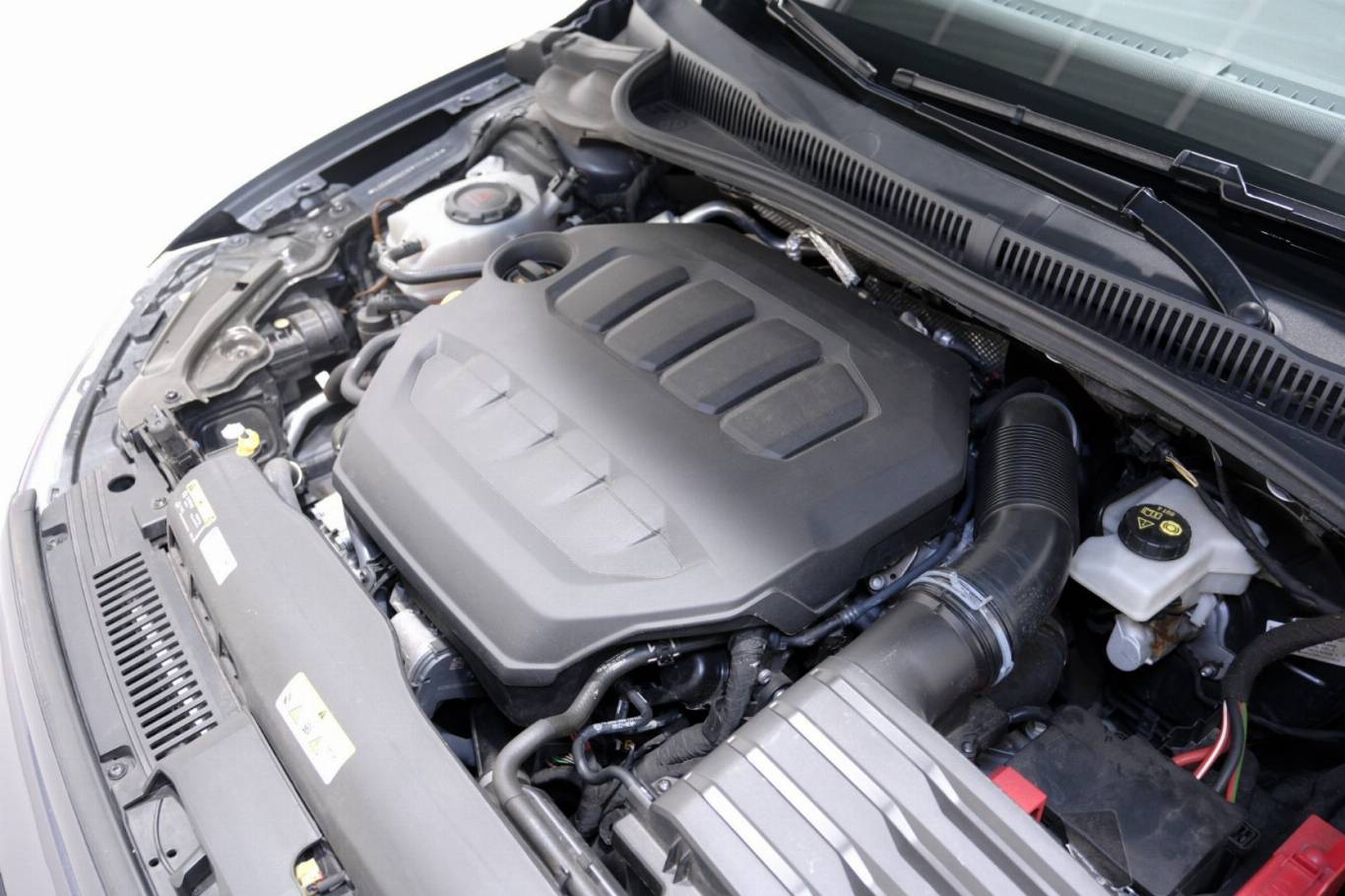 VOLKSWAGEN Polo GTI 66