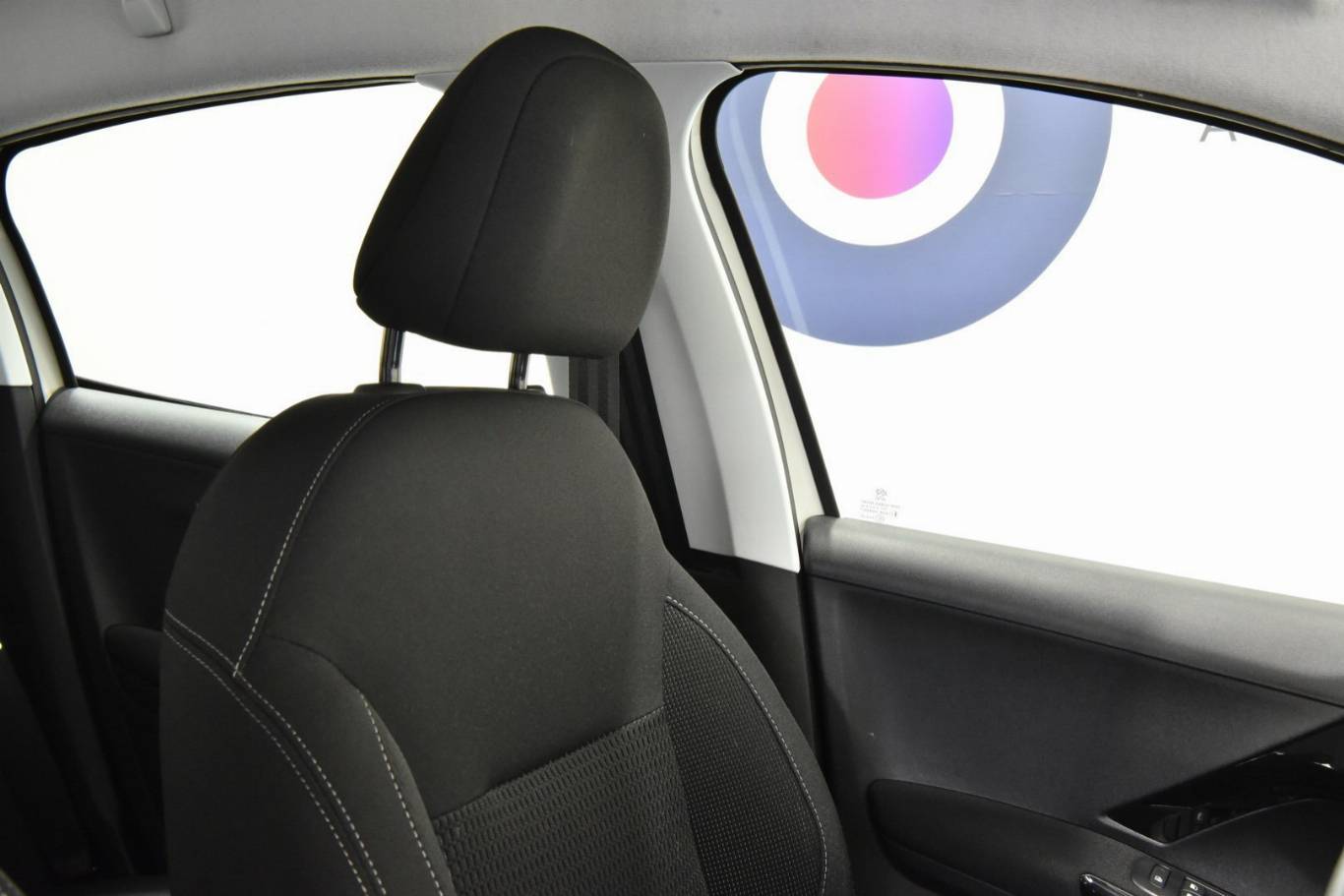 PEUGEOT 208 45