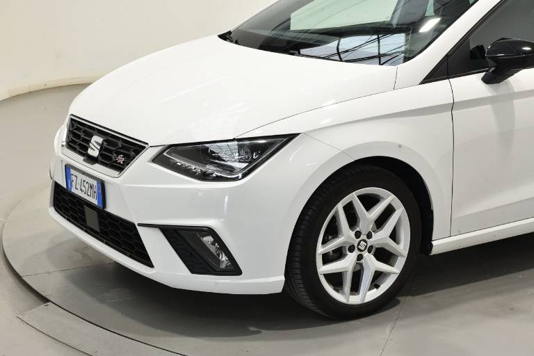 SEAT Ibiza 16