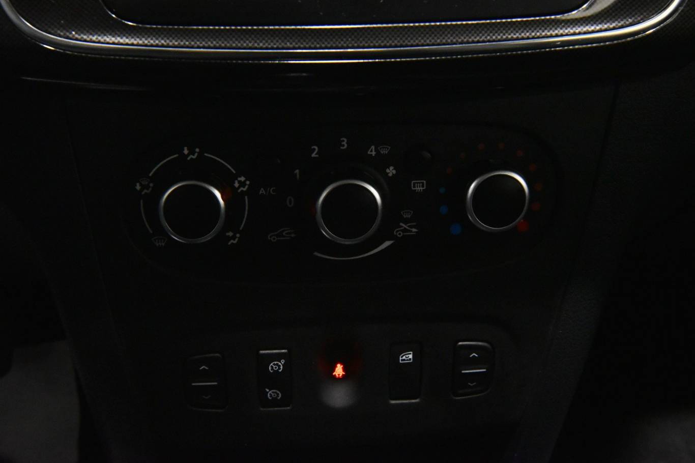 DACIA Sandero 13