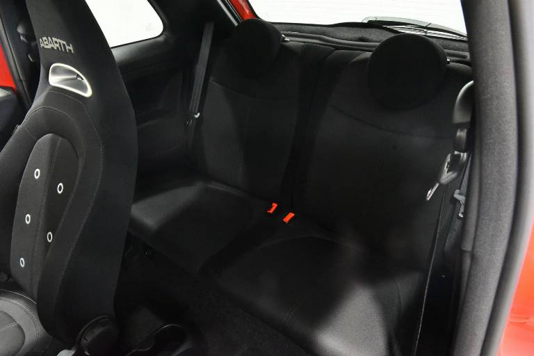ABARTH 595 38