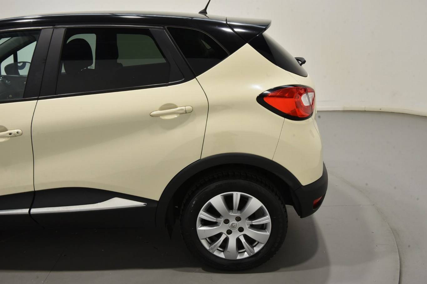 RENAULT Captur 42