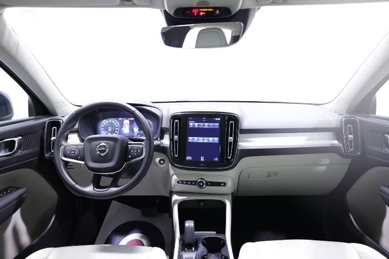 VOLVO XC40 35