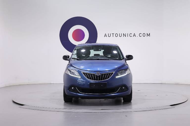 LANCIA Ypsilon 2