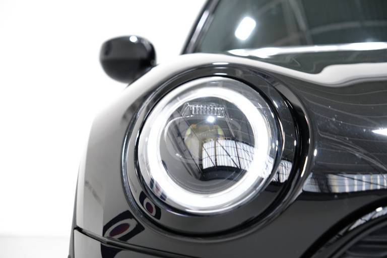 MINI Cooper Clubman 12