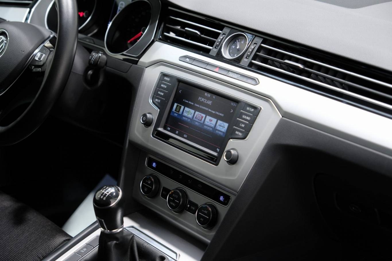 VOLKSWAGEN Passat Variant 57