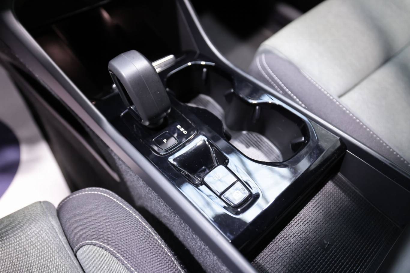 VOLVO XC40 30