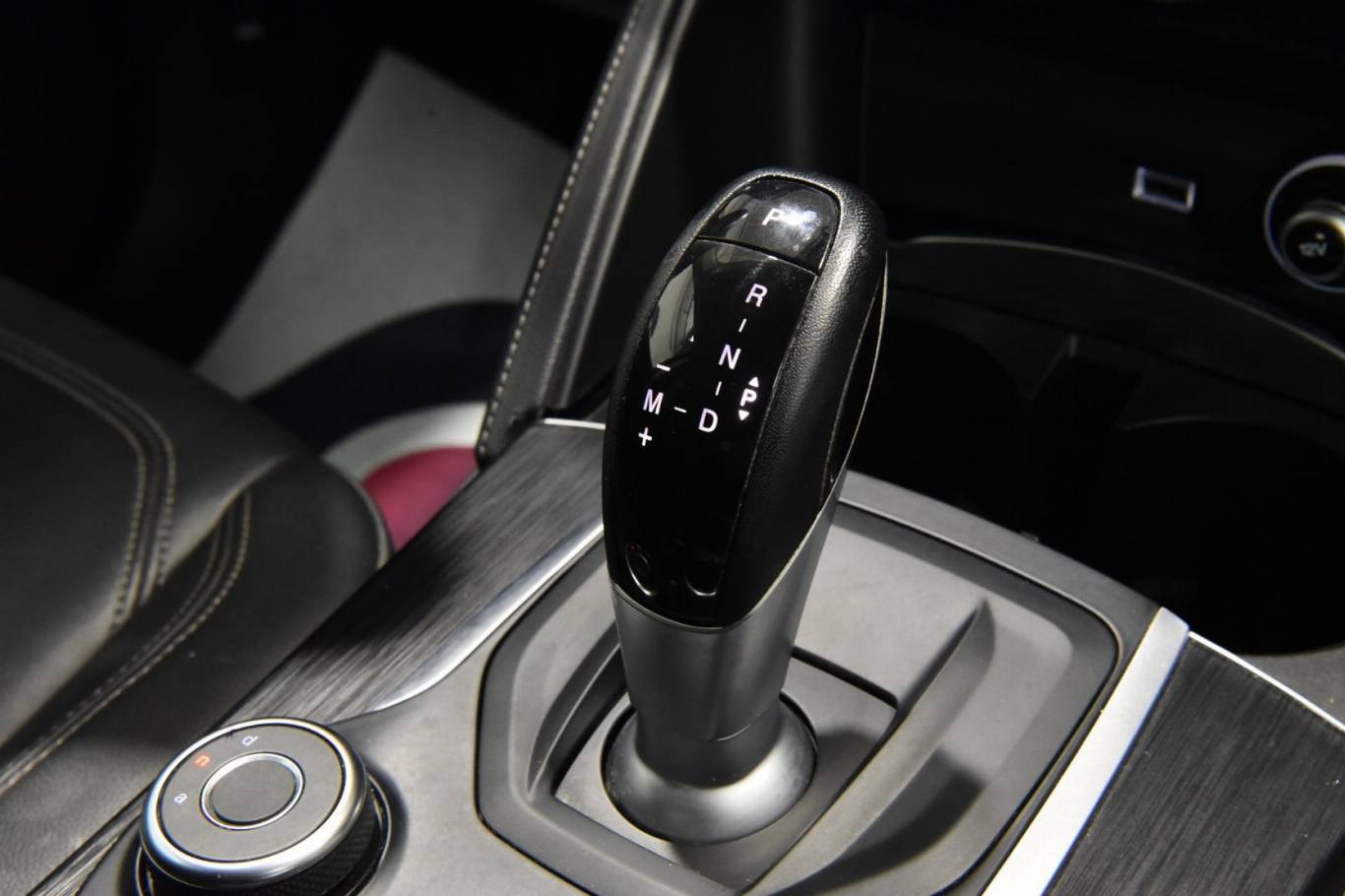 ALFA ROMEO Stelvio 32
