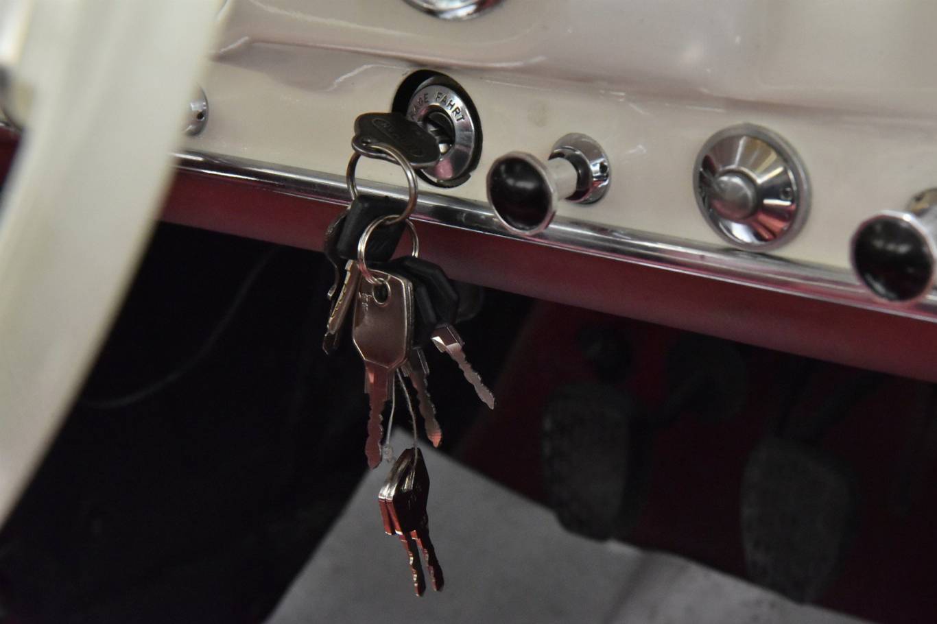 MERCEDES-BENZ 190 24