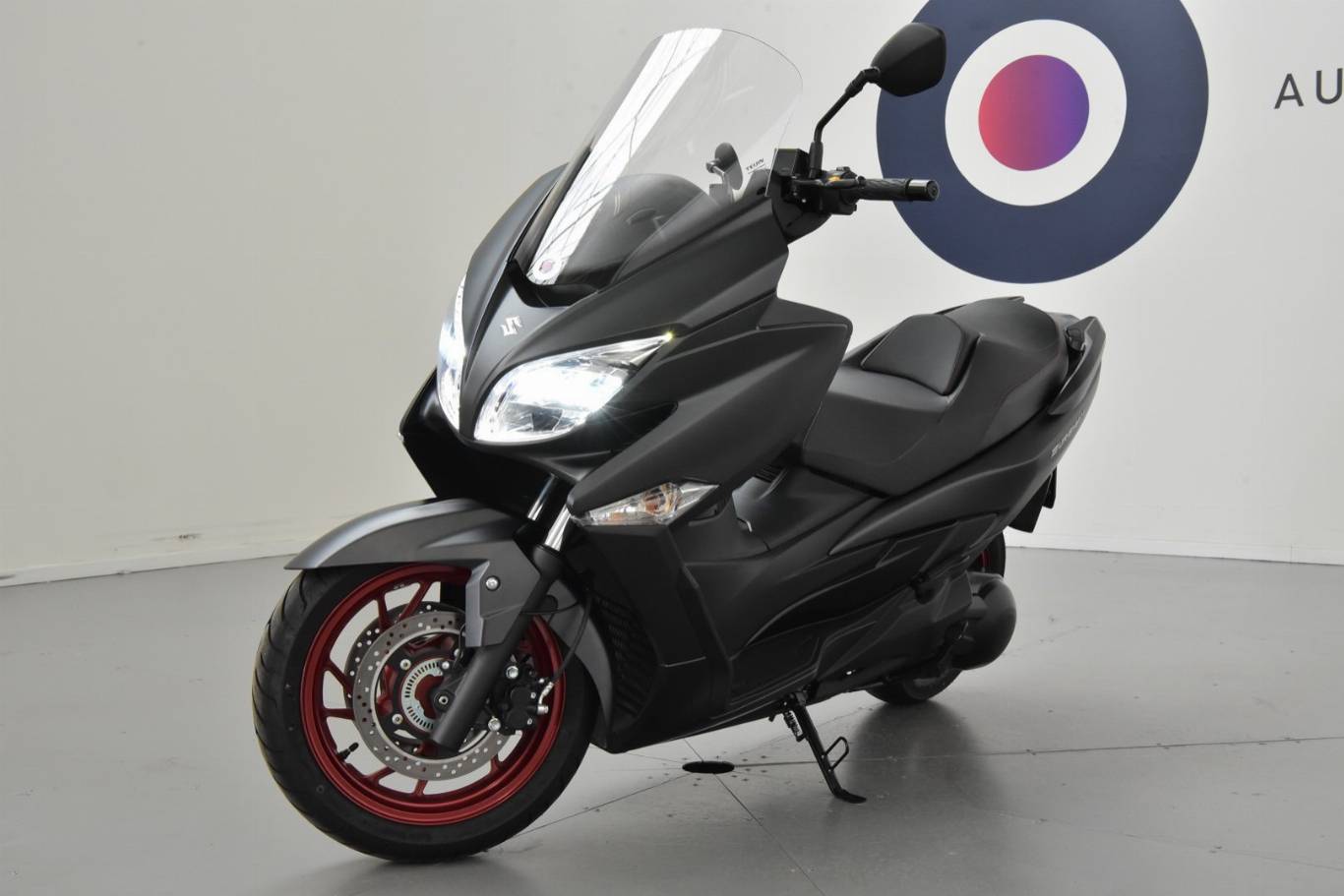 SUZUKI Burgman AN 400 64