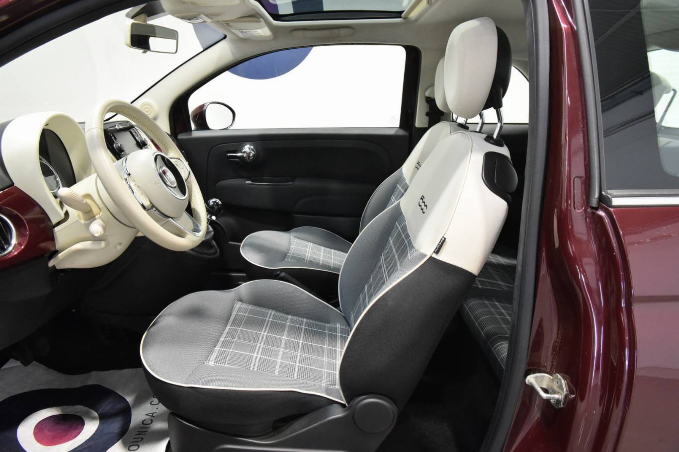 FIAT 500 4