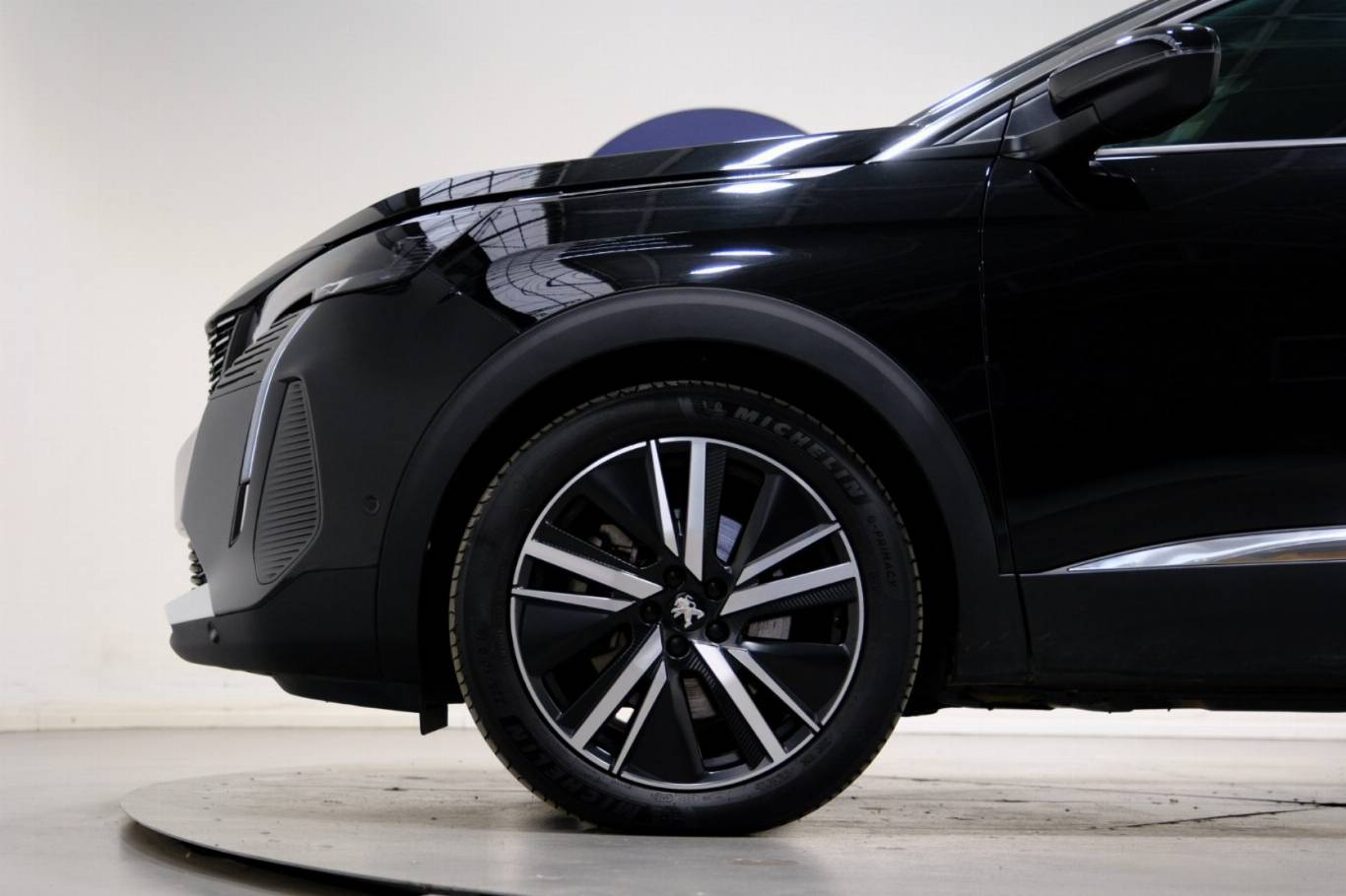PEUGEOT 3008 9