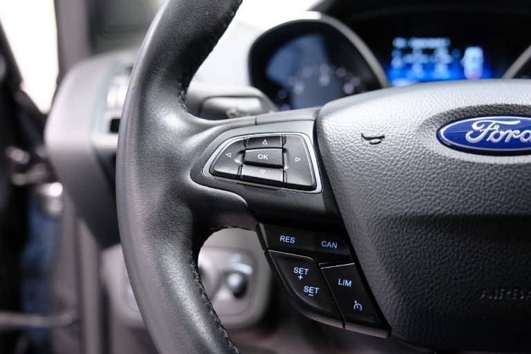 FORD Kuga 20