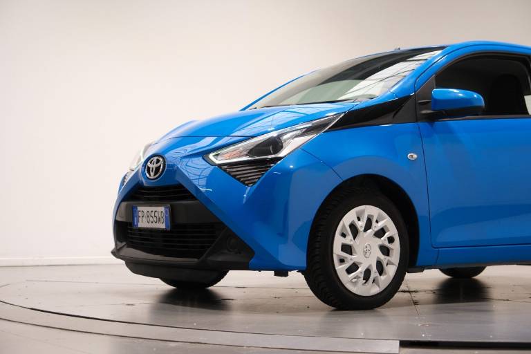 TOYOTA Aygo 11