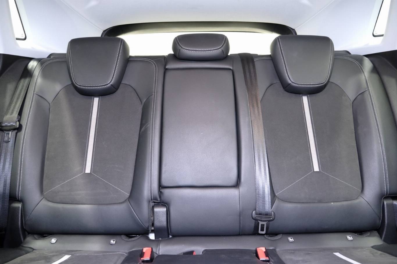 OPEL Grandland 39