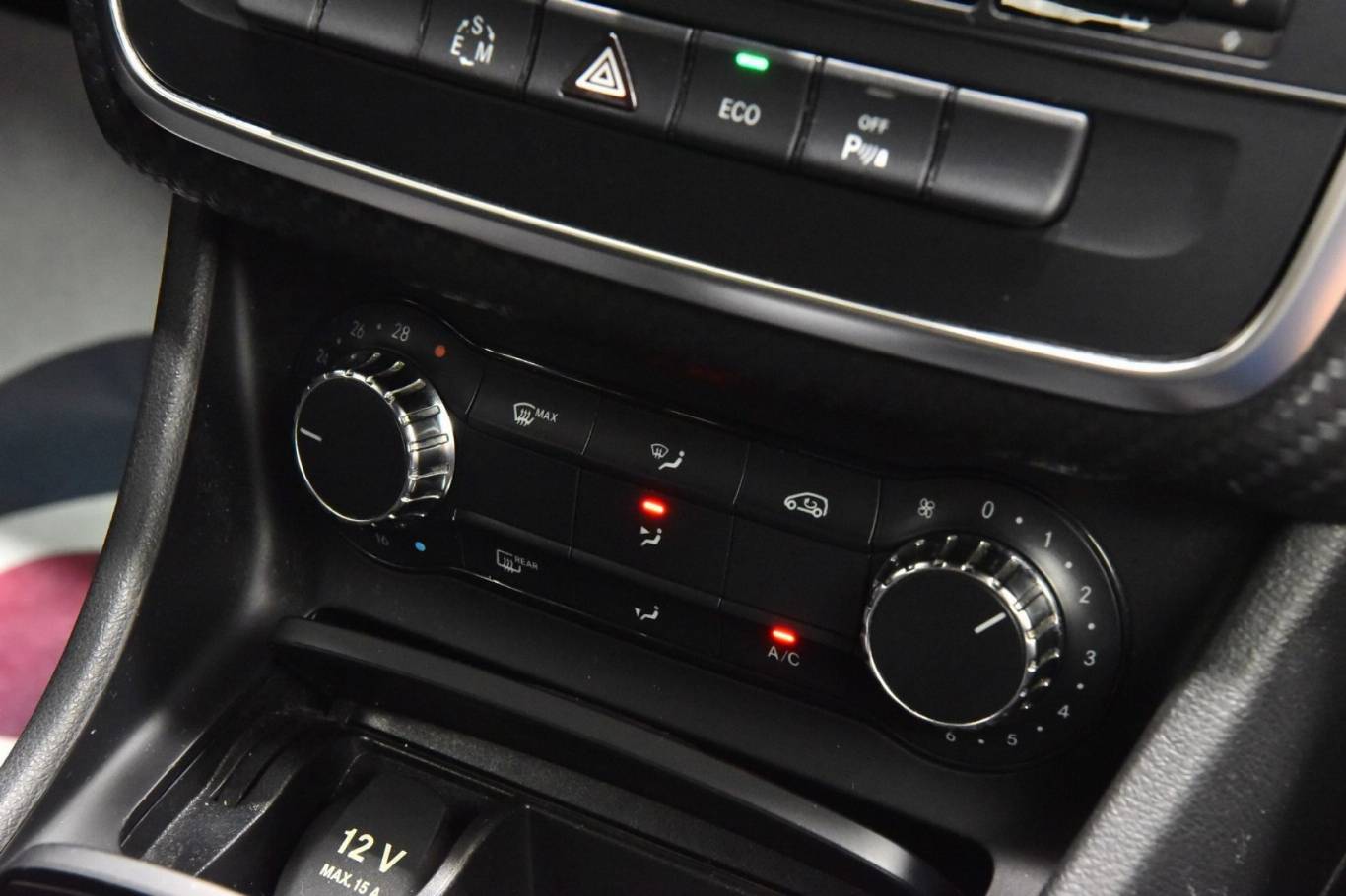 MERCEDES-BENZ A 180 22