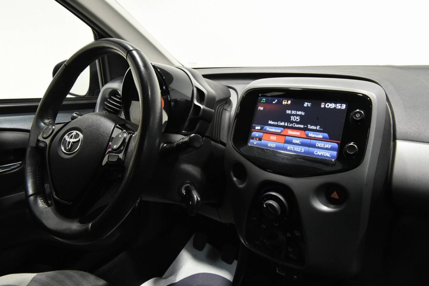 TOYOTA Aygo 28