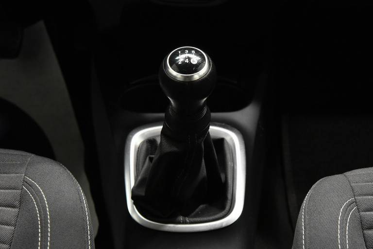 TOYOTA Yaris 10