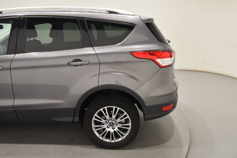 FORD Kuga 41