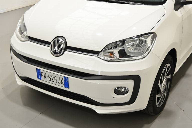 VOLKSWAGEN Up! 38