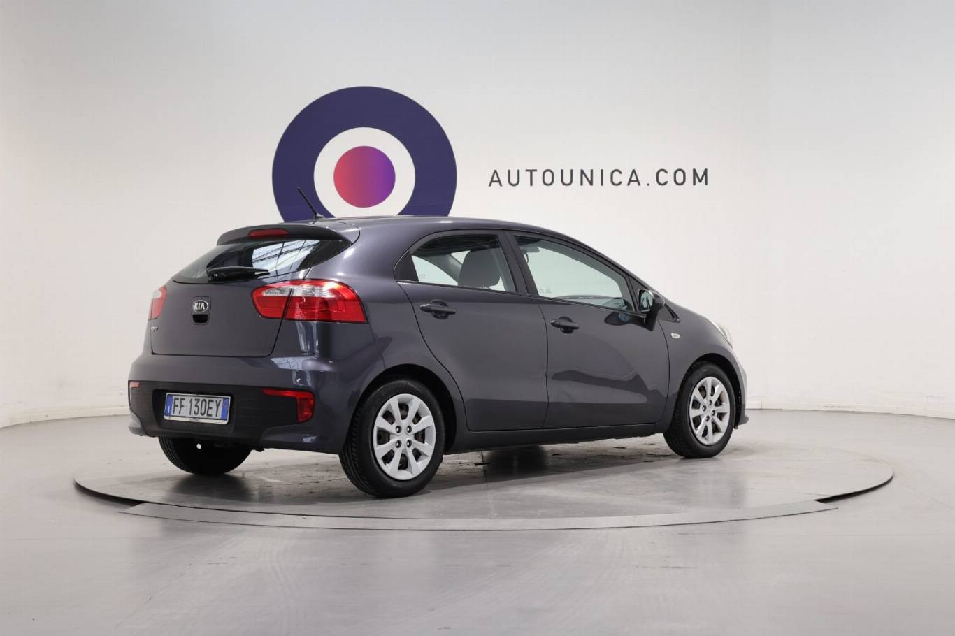 KIA Rio 15