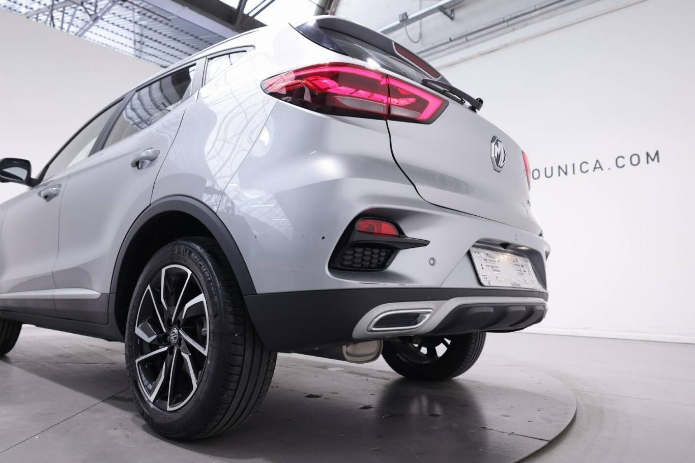 MG ZS 46