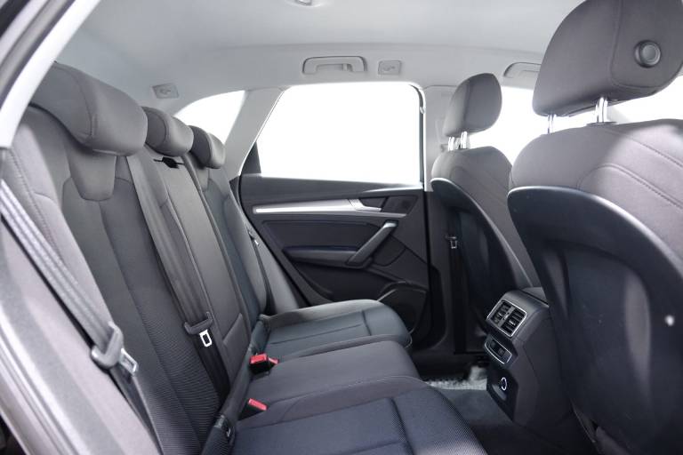 AUDI Q5 64