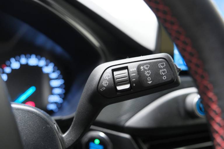 FORD Focus 24
