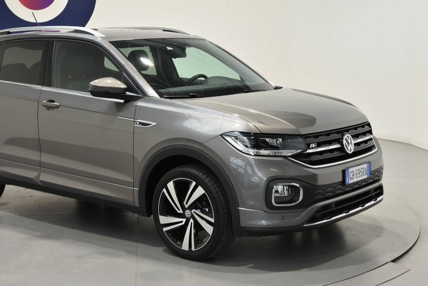 VOLKSWAGEN T-Cross 16