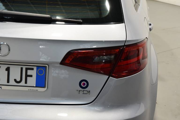 AUDI A3 16