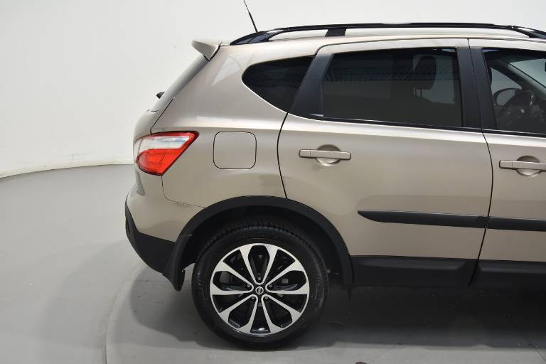 NISSAN Qashqai 46