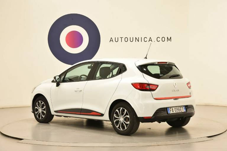 RENAULT Clio 2